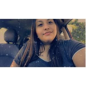 Meet your Posher, Yarlene